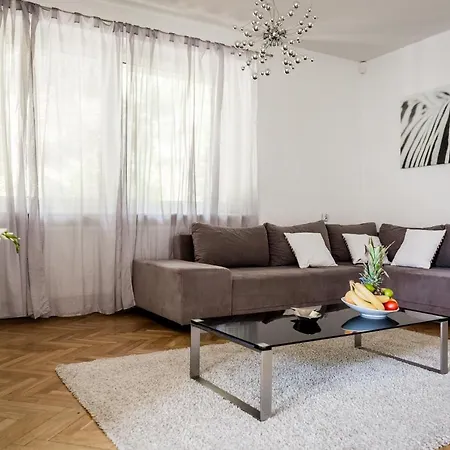 Sopot Holiday Rooms 홈스테이 소포트